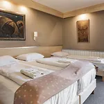 Vineyard - Szoloskert Otel 3*