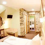 Vineyard - Szoloskert Otel Kanije