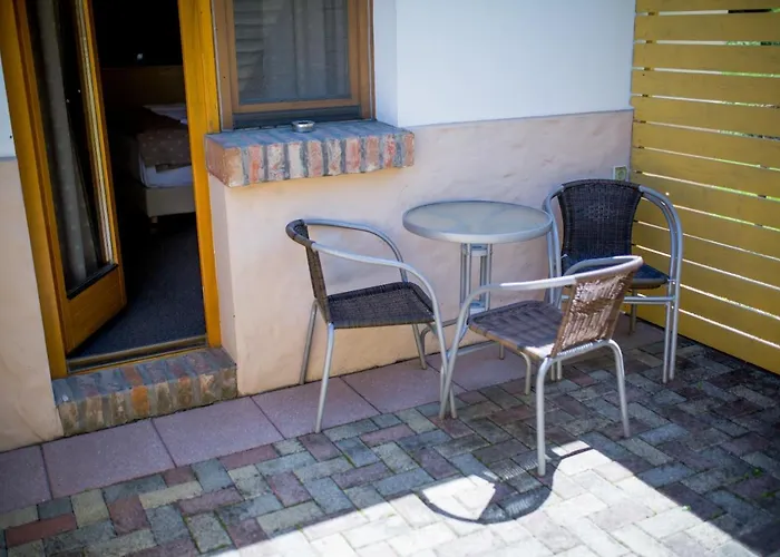 Vineyard - Szoloskert 3*