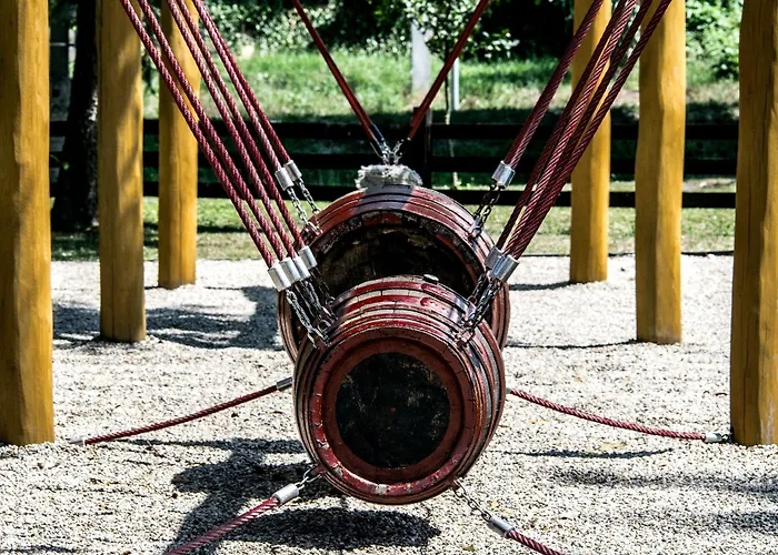 ホテル Vineyard - Szoloskert 3*